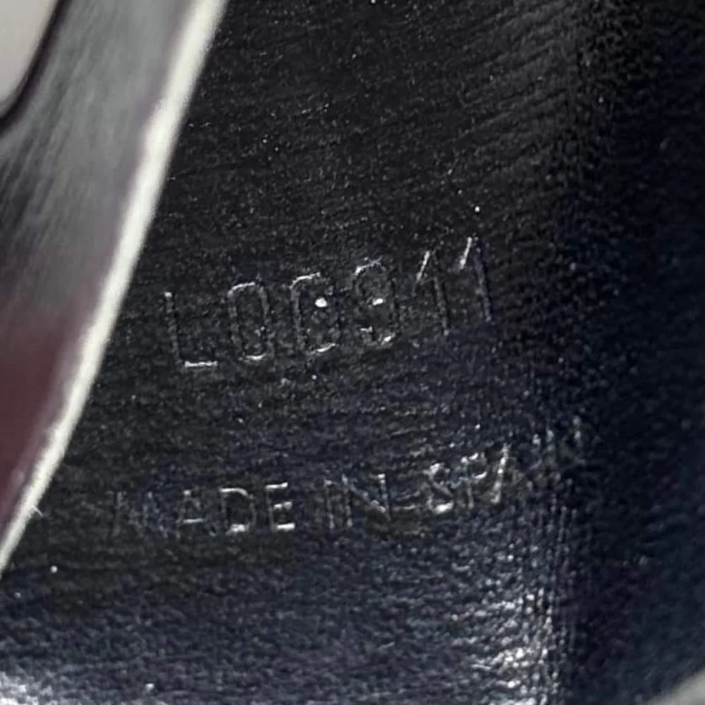 ▪️⚫️ LV EPI COMMUTER PASS WALLET ⚫️▪️